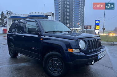 Внедорожник / Кроссовер Jeep Patriot 2014 в Киеве