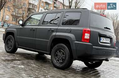 Позашляховик / Кросовер Jeep Patriot 2010 в Кам'янському