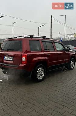 Позашляховик / Кросовер Jeep Patriot 2013 в Києві