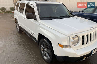 Позашляховик / Кросовер Jeep Patriot 2013 в Чернівцях