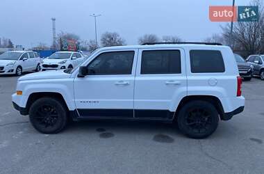 Внедорожник / Кроссовер Jeep Patriot 2014 в Днепре