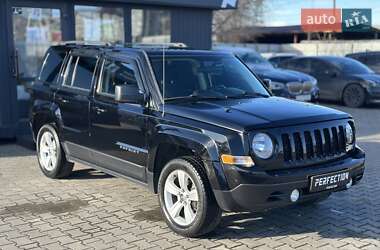 Внедорожник / Кроссовер Jeep Patriot 2013 в Черновцах