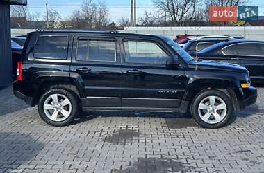 Внедорожник / Кроссовер Jeep Patriot 2013 в Черновцах