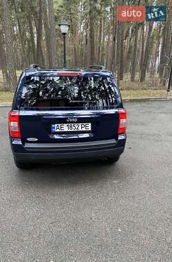 Позашляховик / Кросовер Jeep Patriot 2013 в Чернігові