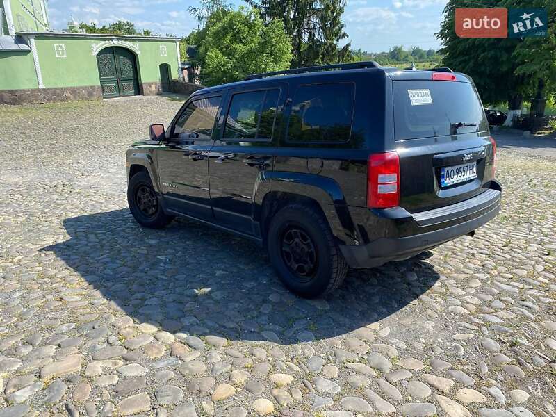 Позашляховик / Кросовер Jeep Patriot 2016 в Мукачевому