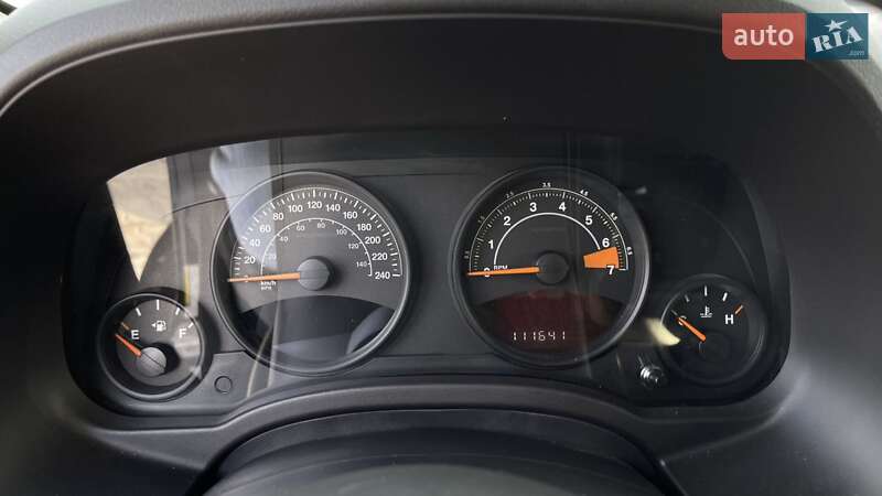 Внедорожник / Кроссовер Jeep Patriot 2014 в Лопатине