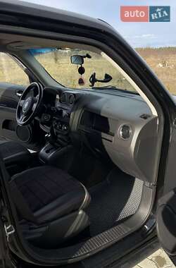 Внедорожник / Кроссовер Jeep Patriot 2014 в 