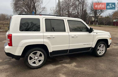 Позашляховик / Кросовер Jeep Patriot 2016 в Чернігові