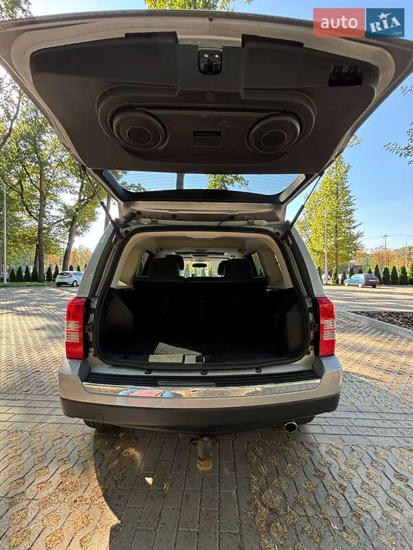 Позашляховик / Кросовер Jeep Patriot 2015 в Харкові