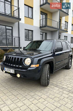 Позашляховик / Кросовер Jeep Patriot 2015 в Ужгороді