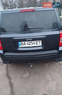 Внедорожник / Кроссовер Jeep Patriot 2013 в 