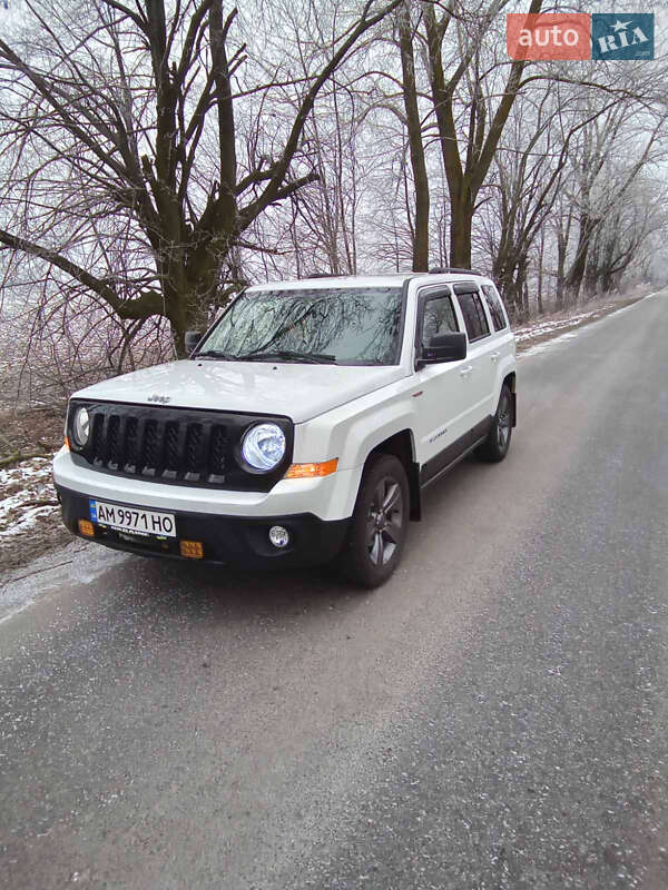 Внедорожник / Кроссовер Jeep Patriot 2014 в Житомире