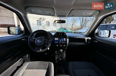 Внедорожник / Кроссовер Jeep Patriot 2014 в Дубно