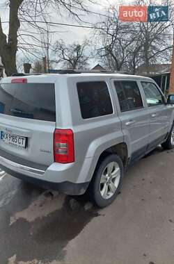 Внедорожник / Кроссовер Jeep Patriot 2013 в Красилове