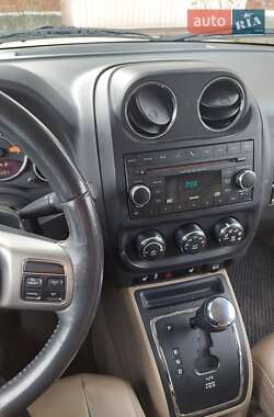 Внедорожник / Кроссовер Jeep Patriot 2013 в Красилове