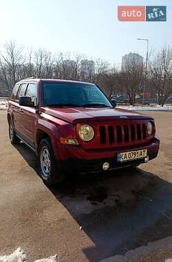 Позашляховик / Кросовер Jeep Patriot 2014 в Києві