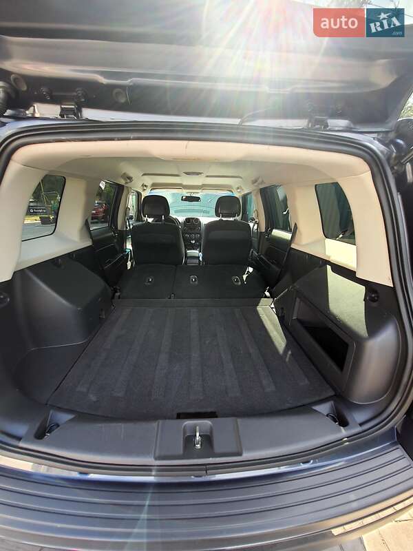 Позашляховик / Кросовер Jeep Patriot 2014 в Запоріжжі