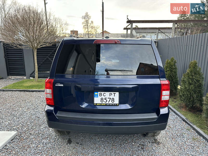 Позашляховик / Кросовер Jeep Patriot 2016 в Львові