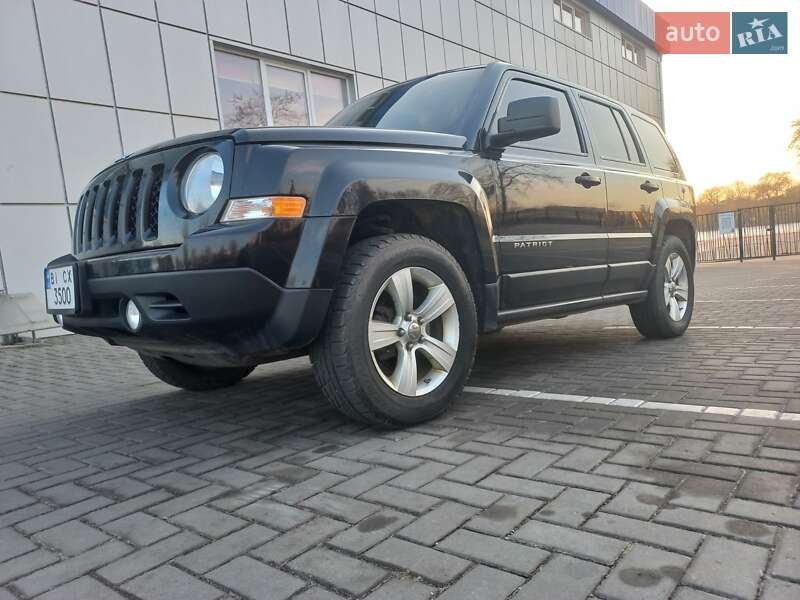 Внедорожник / Кроссовер Jeep Patriot 2011 в Кременчуге