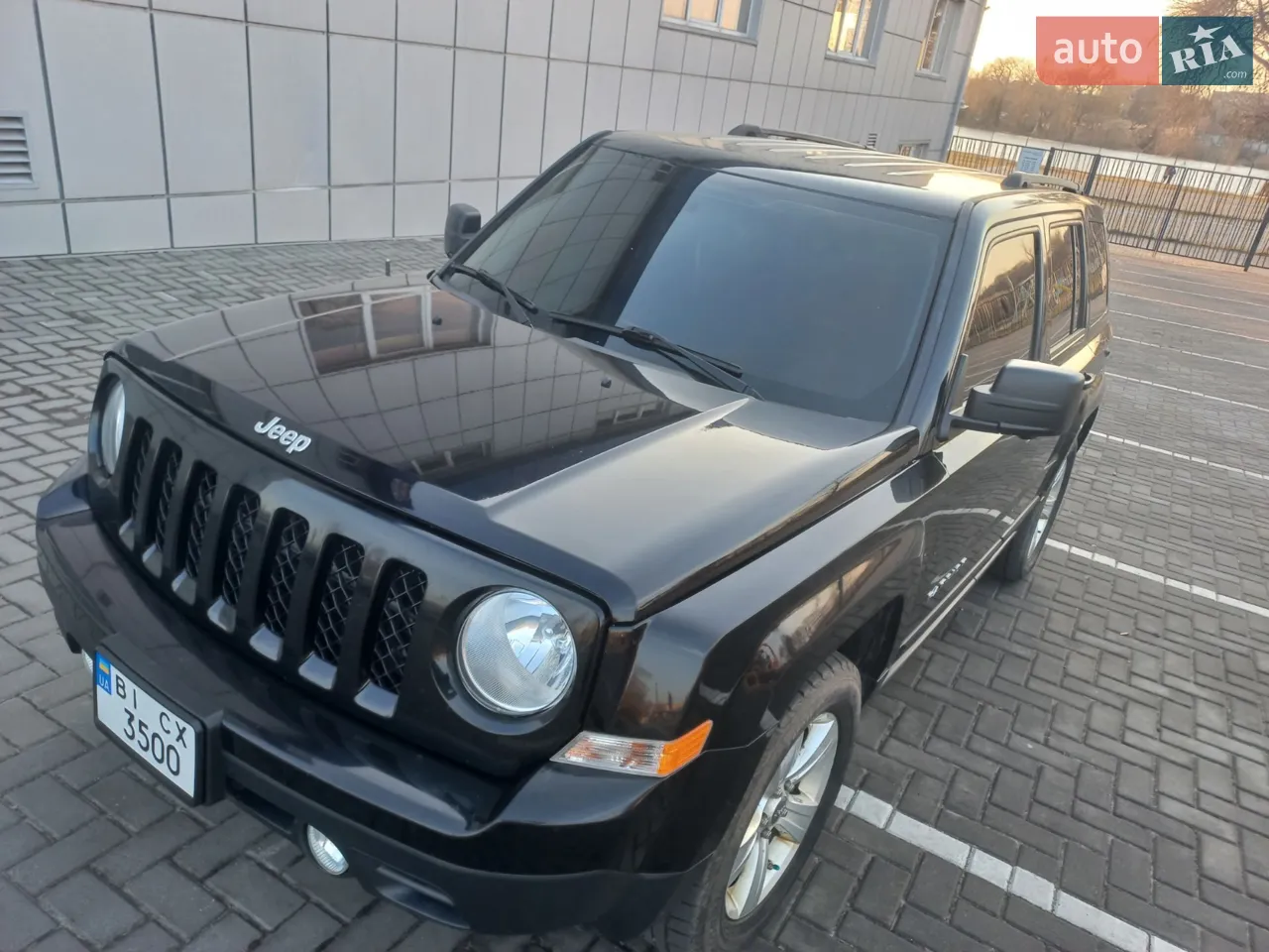 2010 Jeep Liberty (Patriot) - мініатюра 16