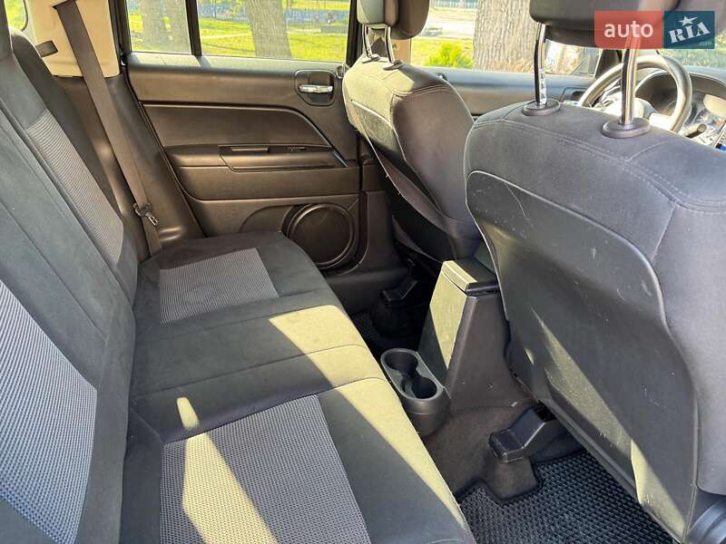 Позашляховик / Кросовер Jeep Patriot 2013 в Києві