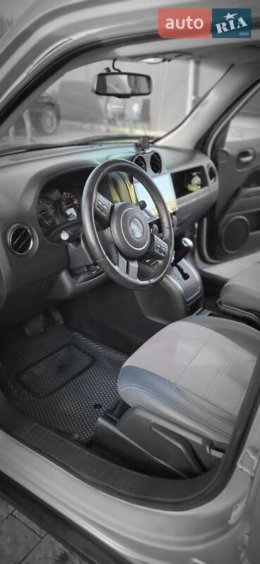 Внедорожник / Кроссовер Jeep Patriot 2013 в Львове