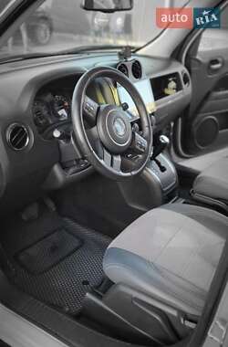 Внедорожник / Кроссовер Jeep Patriot 2013 в 