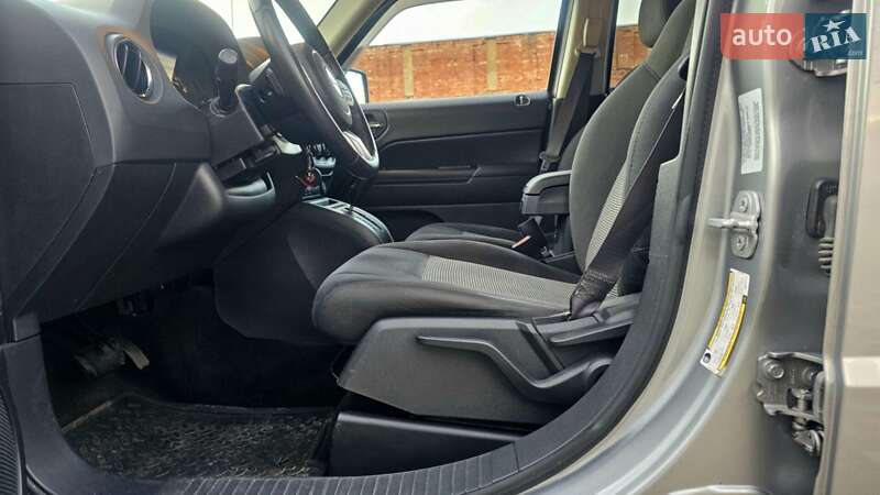 Позашляховик / Кросовер Jeep Patriot 2015 в Києві