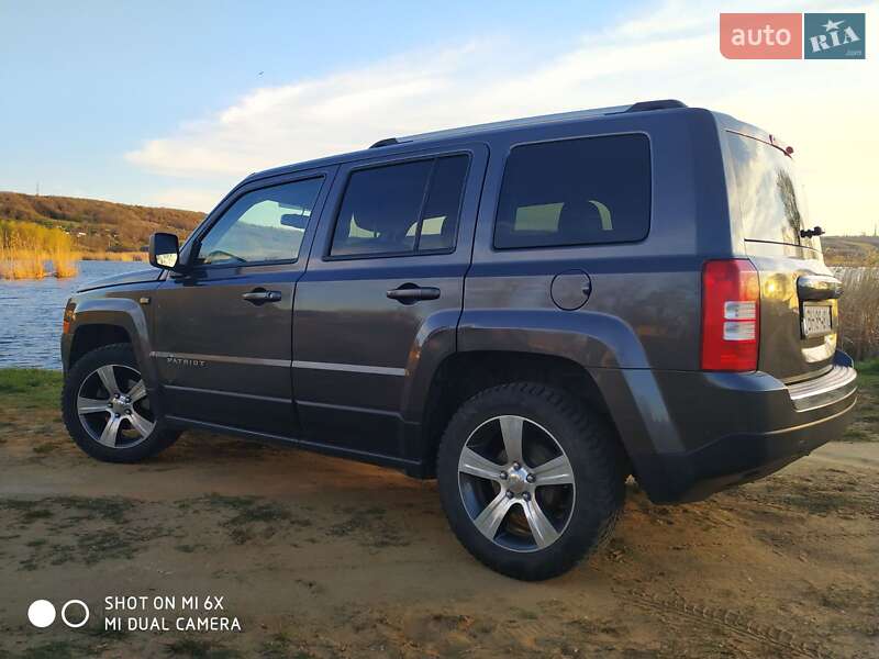 Позашляховик / Кросовер Jeep Patriot 2015 в Кривому Озері
