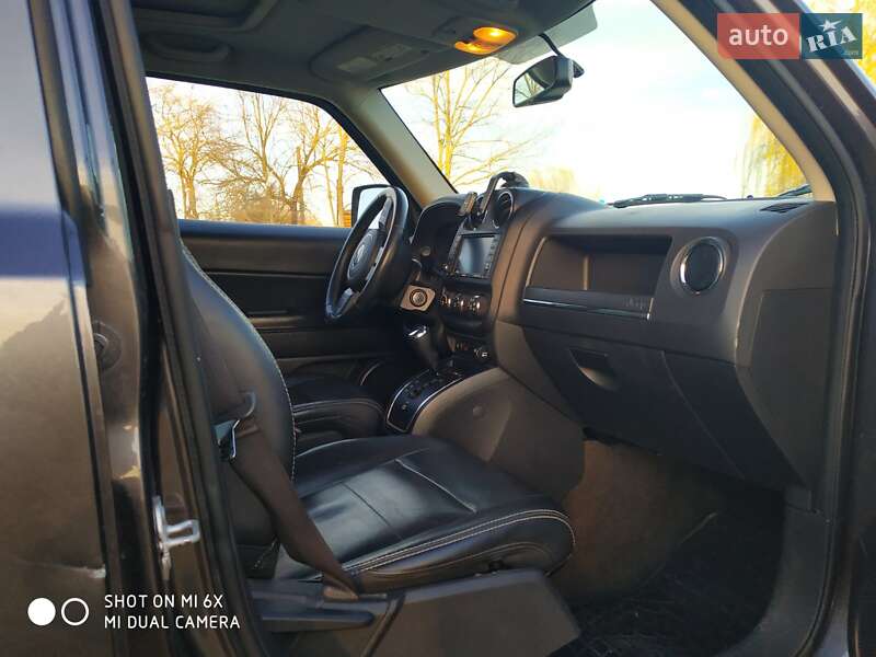 Позашляховик / Кросовер Jeep Patriot 2015 в Кривому Озері