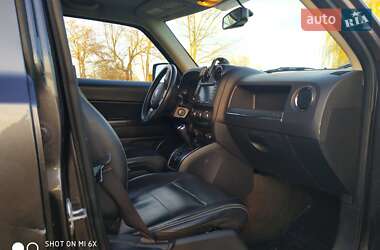 Внедорожник / Кроссовер Jeep Patriot 2015 в 