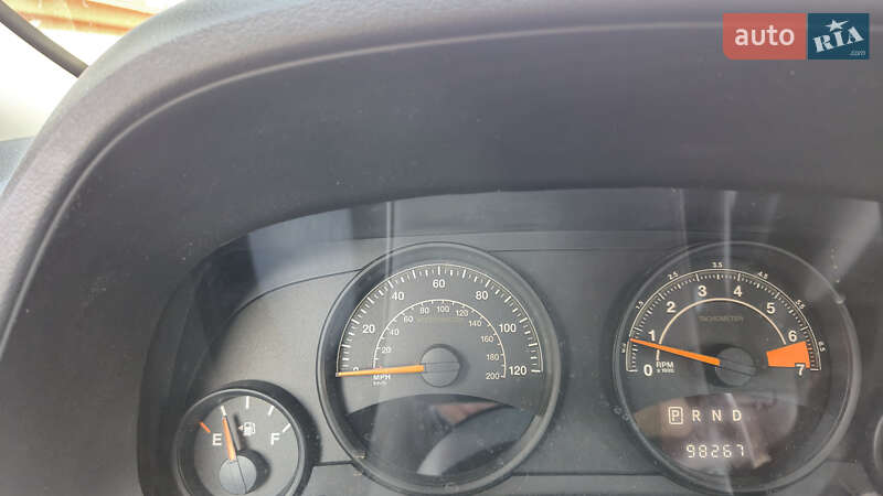 Внедорожник / Кроссовер Jeep Patriot 2015 в Житомире