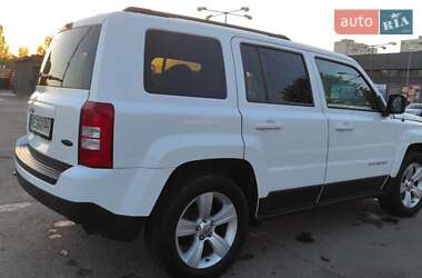 Позашляховик / Кросовер Jeep Patriot 2013 в 