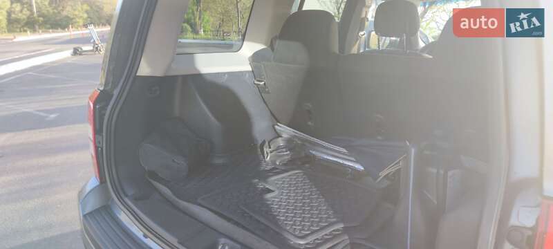 Позашляховик / Кросовер Jeep Patriot 2011 в Одесі