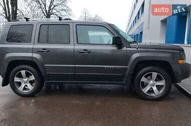 Позашляховик / Кросовер Jeep Patriot 2016 в 