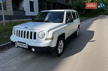 Позашляховик / Кросовер Jeep Patriot 2014 в 