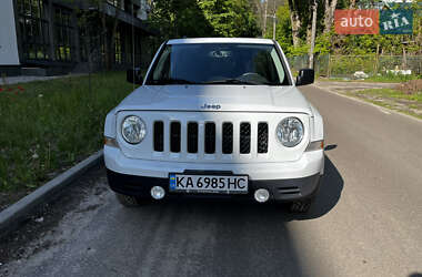 Позашляховик / Кросовер Jeep Patriot 2014 в 