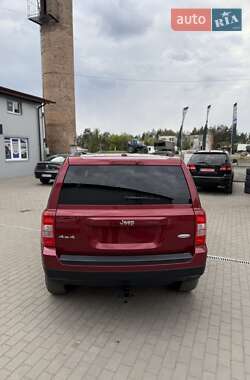 Позашляховик / Кросовер Jeep Patriot 2015 в 