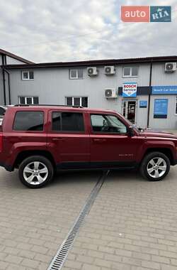 Позашляховик / Кросовер Jeep Patriot 2015 в Луцьку