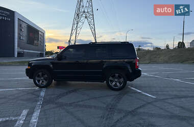 Внедорожник / Кроссовер Jeep Patriot 2015 в 