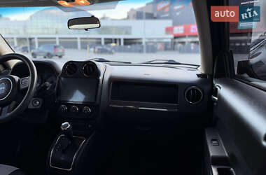 Внедорожник / Кроссовер Jeep Patriot 2015 в 
