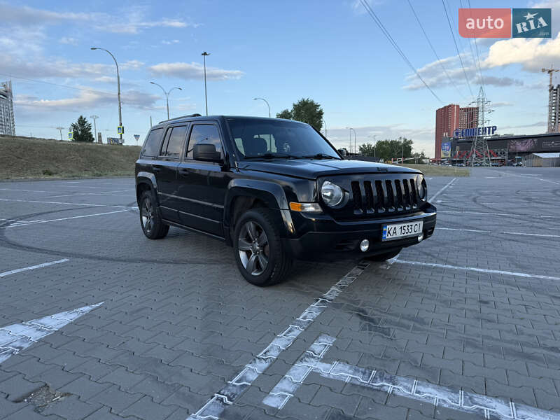 Внедорожник / Кроссовер Jeep Patriot 2015 в 