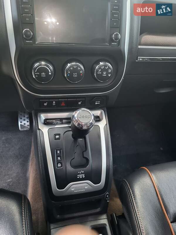 Позашляховик / Кросовер Jeep Patriot 2015 в Києві