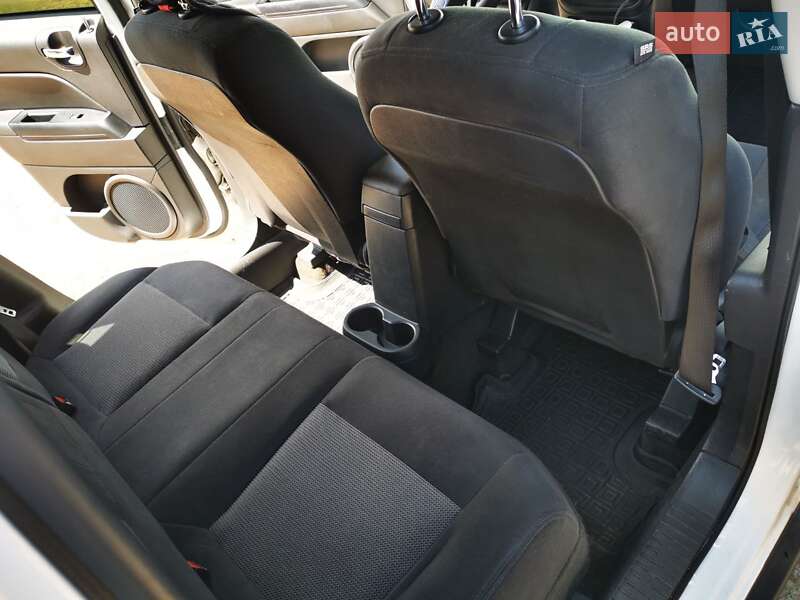 Позашляховик / Кросовер Jeep Patriot 2015 в Києві