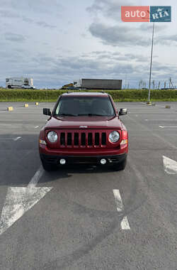 Внедорожник / Кроссовер Jeep Patriot 2011 в 