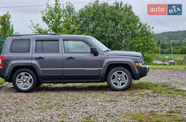 Позашляховик / Кросовер Jeep Patriot 2015 в Рожнятові