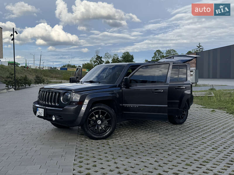 Позашляховик / Кросовер Jeep Patriot 2014 в Хмельницькому