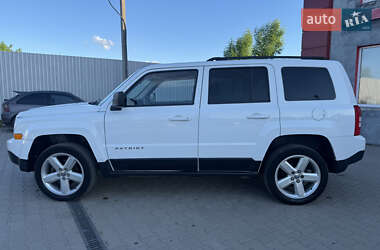 Позашляховик / Кросовер Jeep Patriot 2014 в 