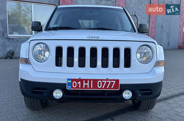 Позашляховик / Кросовер Jeep Patriot 2014 в 