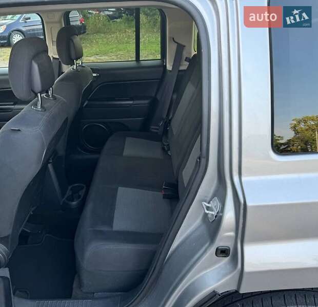 Позашляховик / Кросовер Jeep Patriot 2016 в Львові